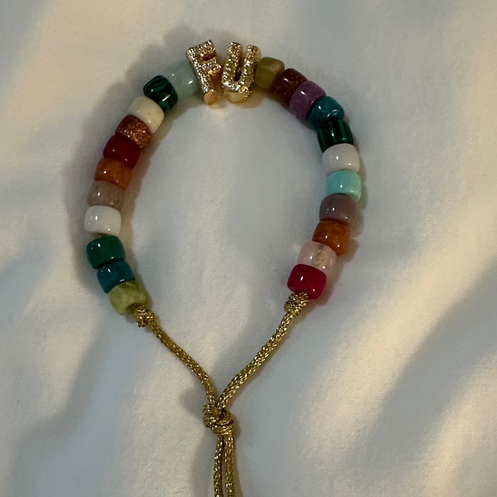 Gemstone bead bracelet “FU”
